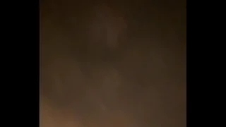 Novinho  danado f&atilde; de Bolsonaro mijando na cara do comunismo